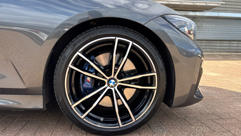 BMW 3 Series 320i M Sport 4dr Step Auto [Pro Pack] Petrol Saloon